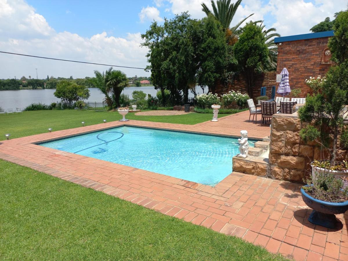 The Lakehouse Bnb Brakpan Dış mekan fotoğraf